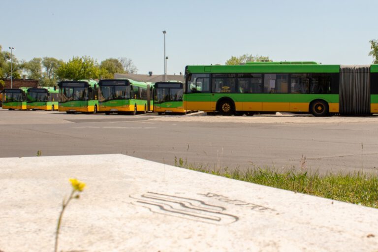 autobusy mpk poznan na terenie zajezdni