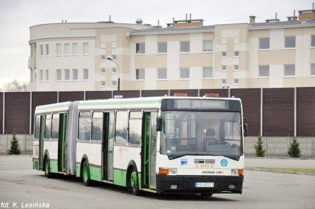 Ikarus 435