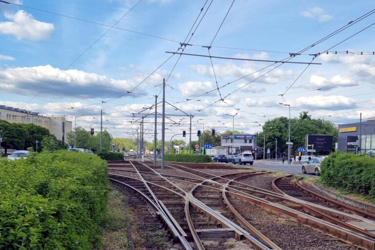 Torowisko i sieć trakcyjna na węźle Kórnicka