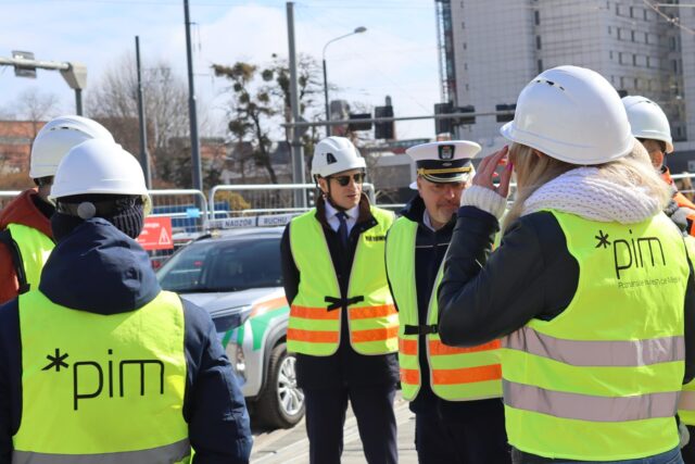 Prezes MPK Poznań Krzysztof Dostatni podczas rozmów z Nadzorem Ruchu oraz przedstawicielami spółki PIM